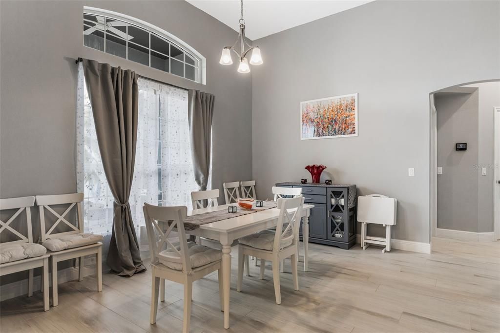 Active With Contract: $899,900 (3 beds, 2 baths, 2501 Square Feet)