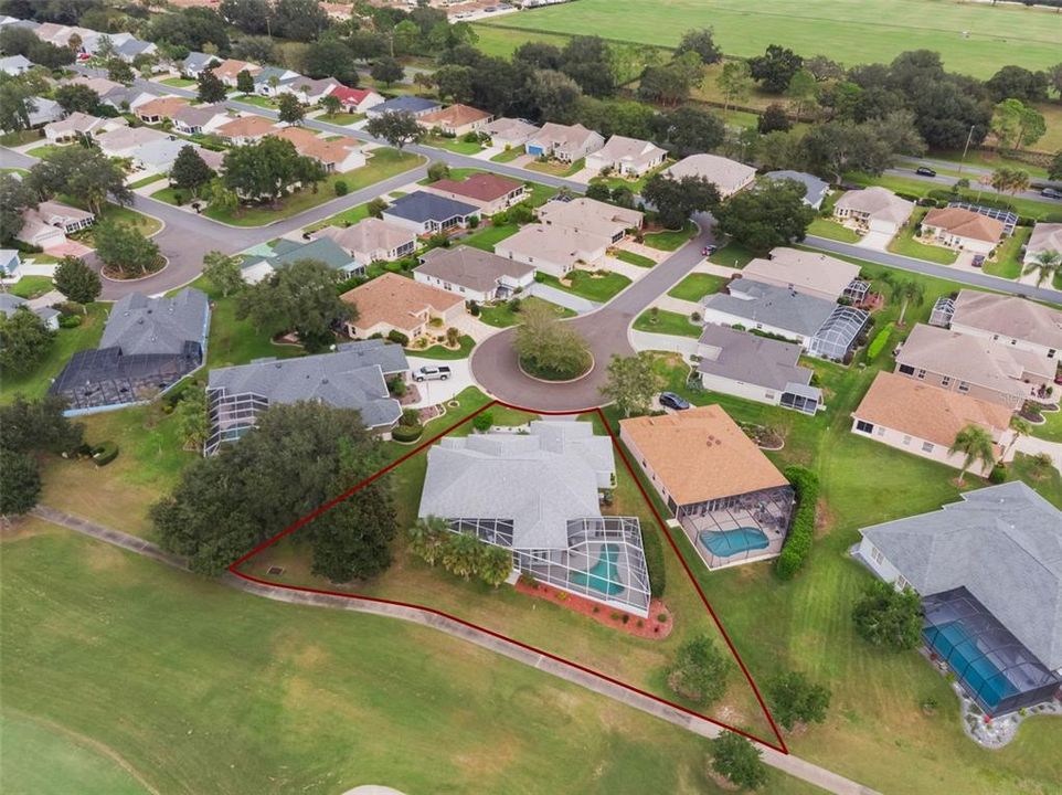 Active With Contract: $899,900 (3 beds, 2 baths, 2501 Square Feet)