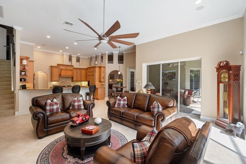 For Sale: $1,125,000 (5 beds, 4 baths, 3450 Square Feet)