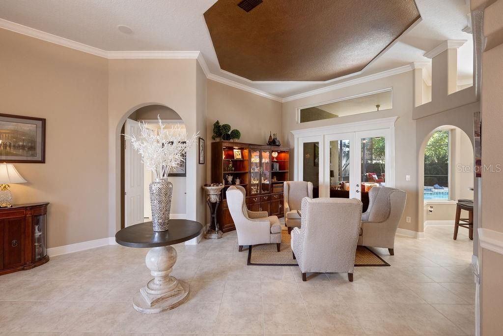 For Sale: $1,125,000 (5 beds, 4 baths, 3450 Square Feet)