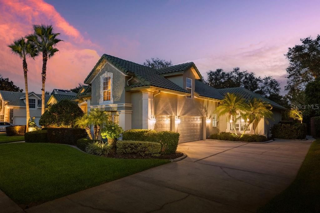 For Sale: $1,125,000 (5 beds, 4 baths, 3450 Square Feet)