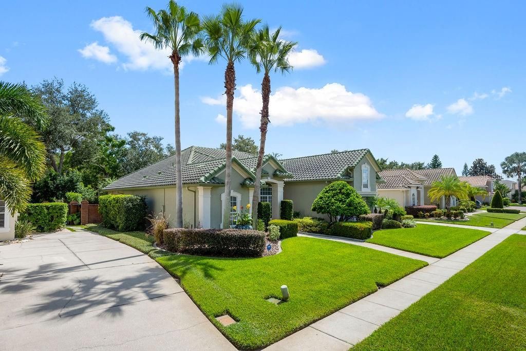 For Sale: $1,125,000 (5 beds, 4 baths, 3450 Square Feet)