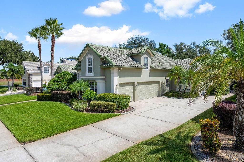 For Sale: $1,125,000 (5 beds, 4 baths, 3450 Square Feet)