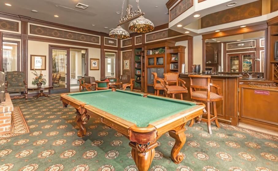 For Rent: $1,449 (1 beds, 1 baths, 833 Square Feet)