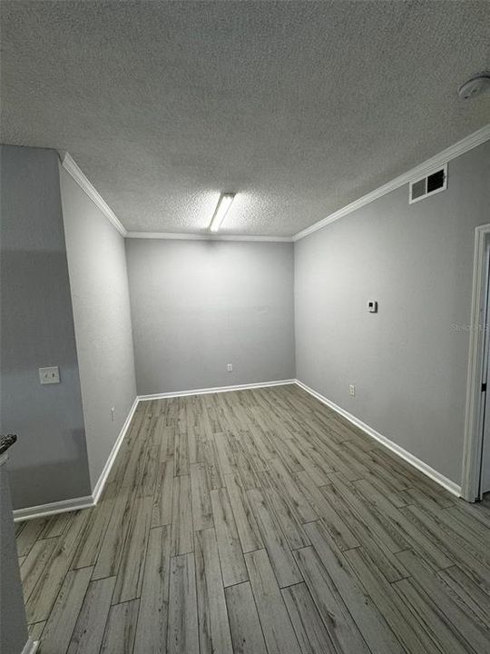 For Rent: $1,449 (1 beds, 1 baths, 833 Square Feet)