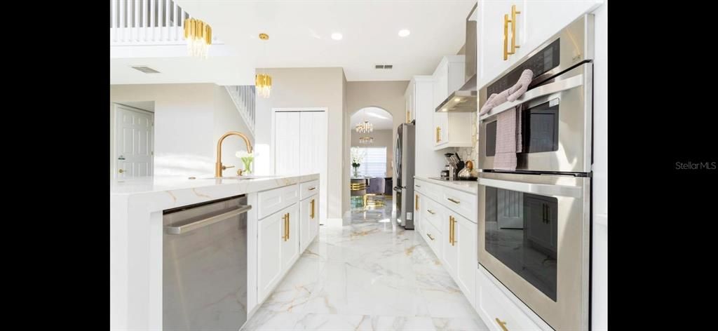 En Renta: $3,600 (5 camas, 3 baños, 2491 Pies cuadrados)