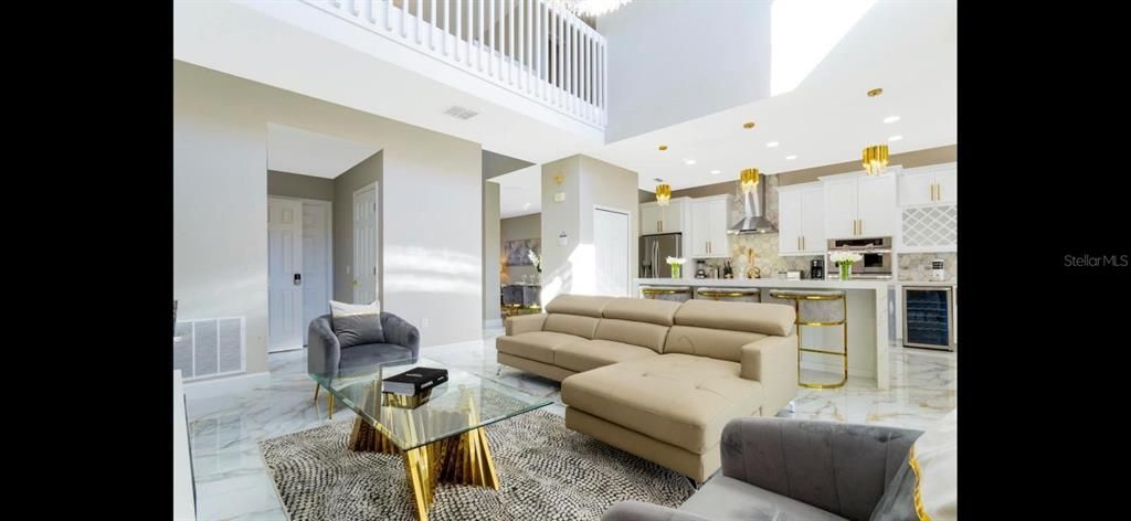 En Renta: $3,600 (5 camas, 3 baños, 2491 Pies cuadrados)