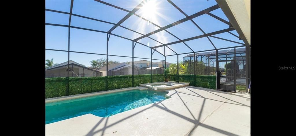 En Renta: $3,600 (5 camas, 3 baños, 2491 Pies cuadrados)