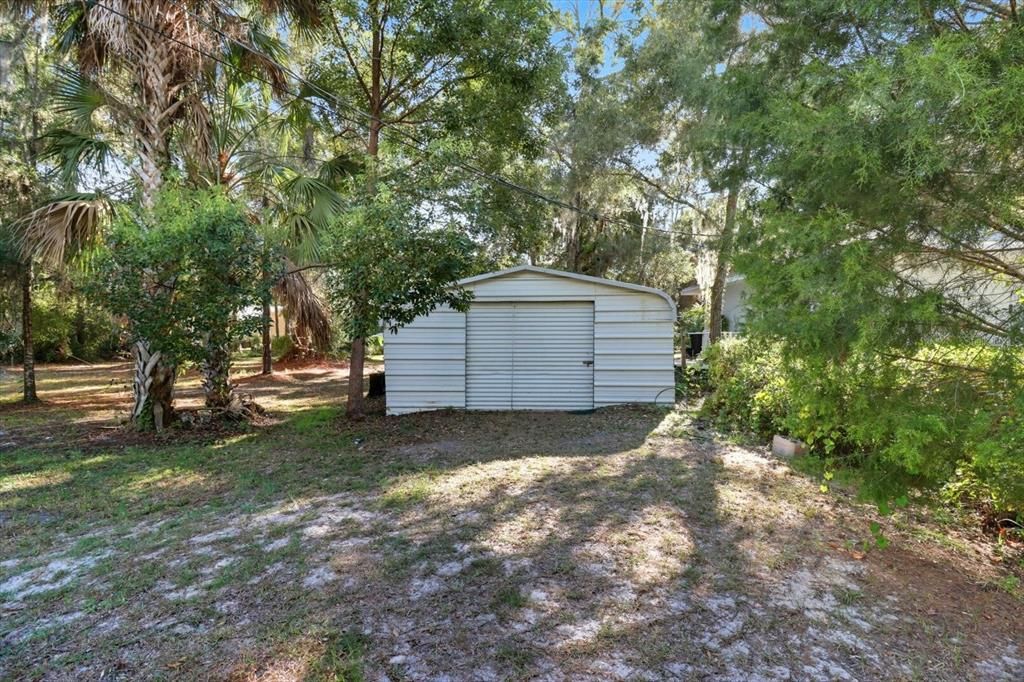 Active With Contract: $250,000 (2 beds, 2 baths, 1144 Square Feet)