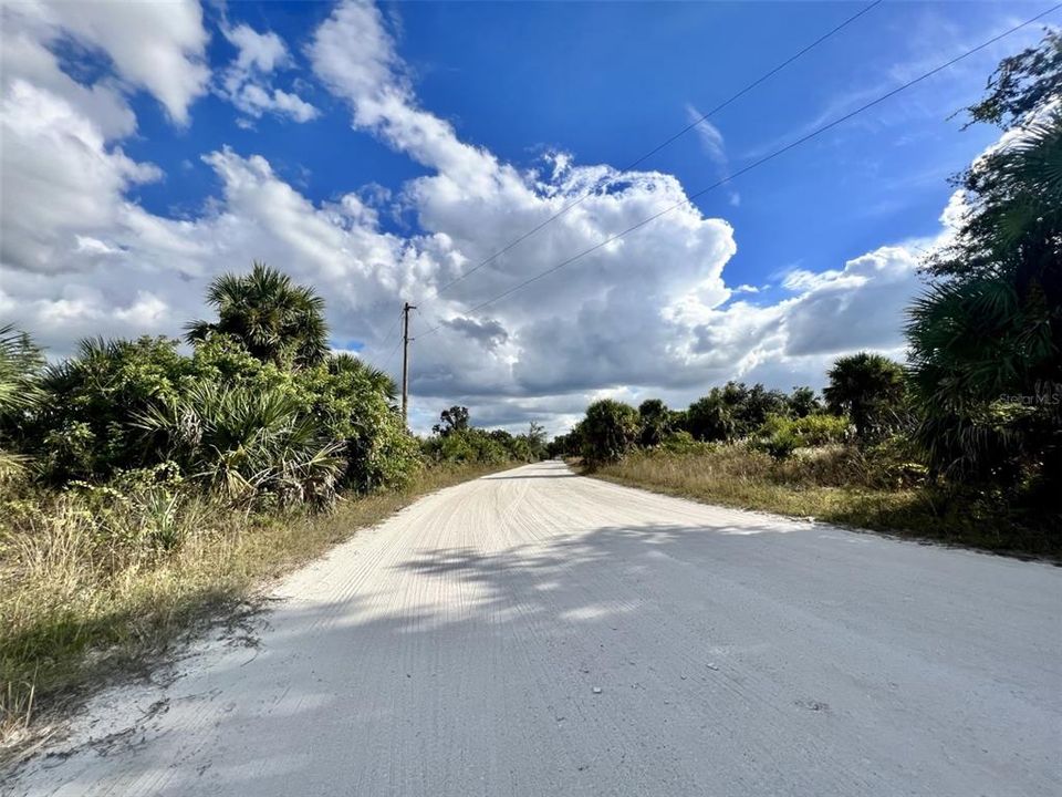 На продажу: $119,000 (0.28 acres)