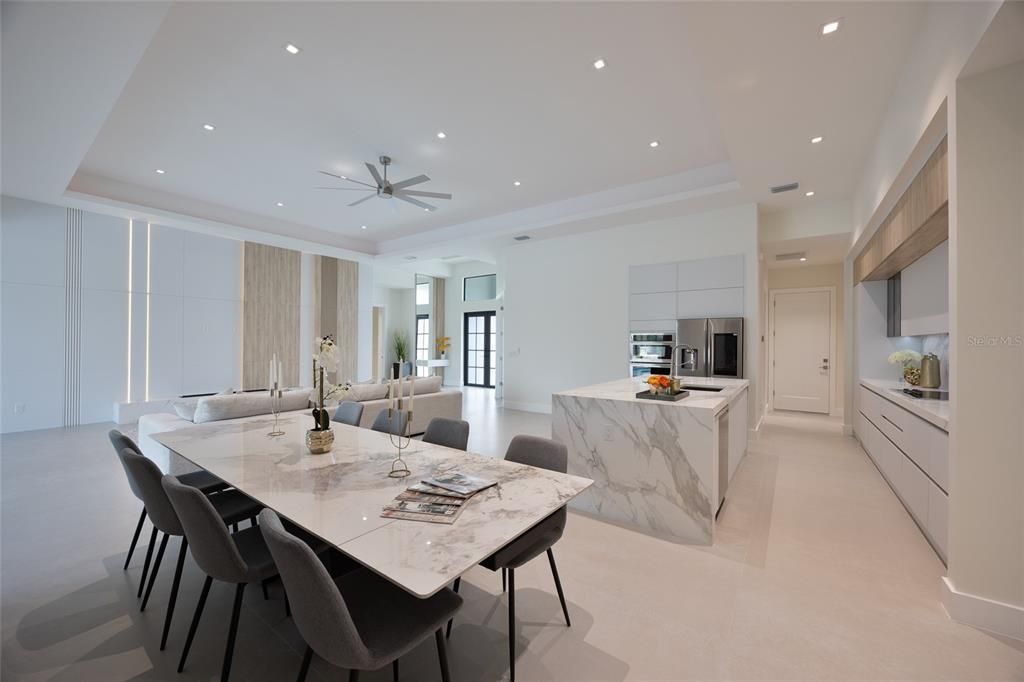 For Sale: $1,870,000 (4 beds, 4 baths, 2680 Square Feet)