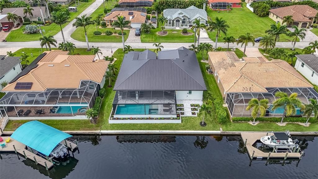 For Sale: $1,870,000 (4 beds, 4 baths, 2680 Square Feet)