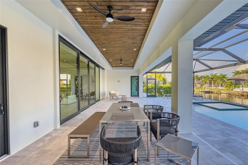 For Sale: $1,870,000 (4 beds, 4 baths, 2680 Square Feet)