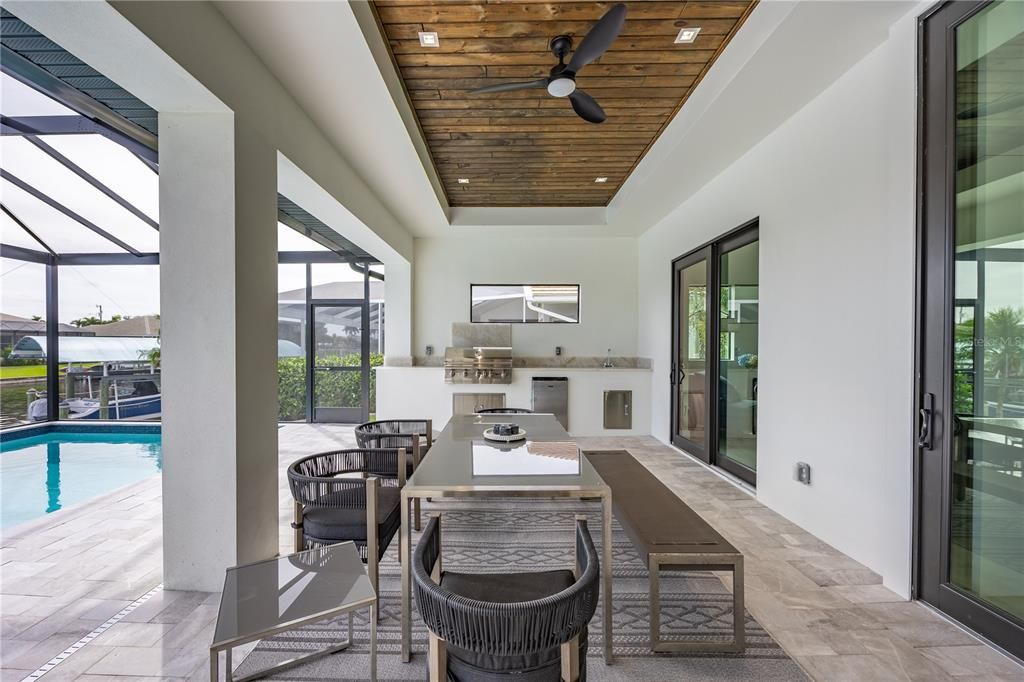 For Sale: $1,870,000 (4 beds, 4 baths, 2680 Square Feet)