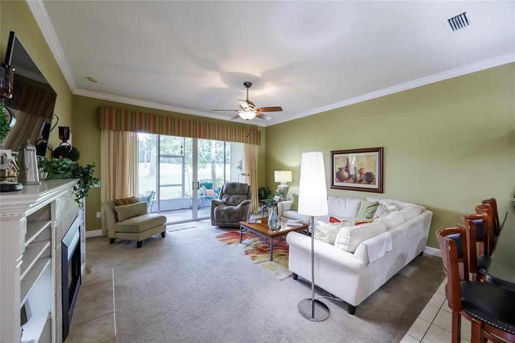 For Sale: $320,000 (3 beds, 2 baths, 1699 Square Feet)