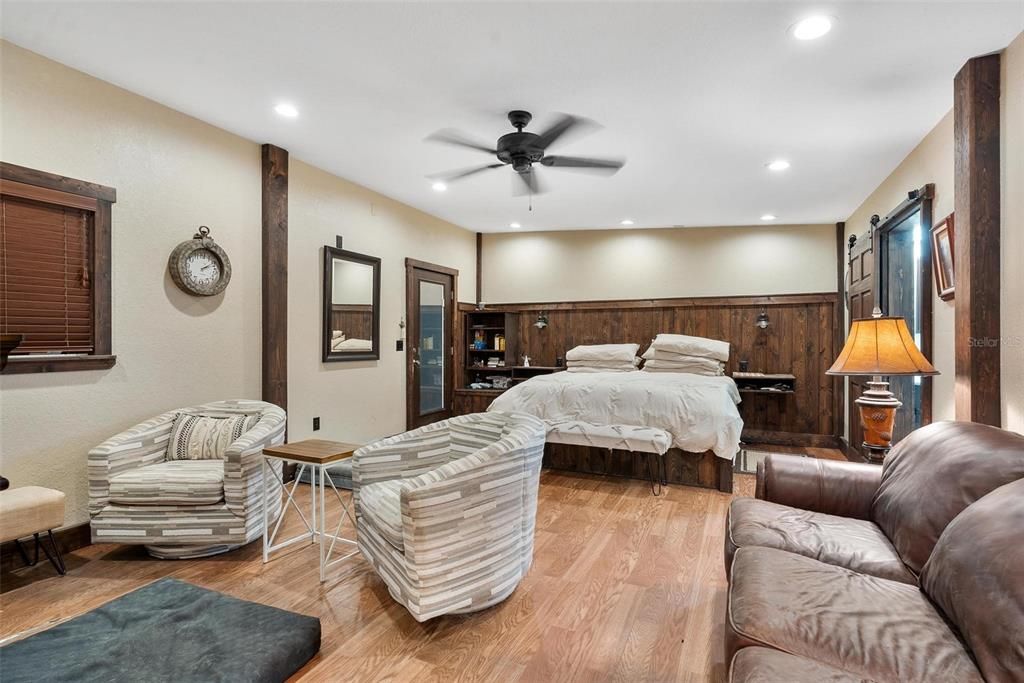 На продажу: $1,200,000 (3 спален, 2 ванн, 3177 Квадратных фут)