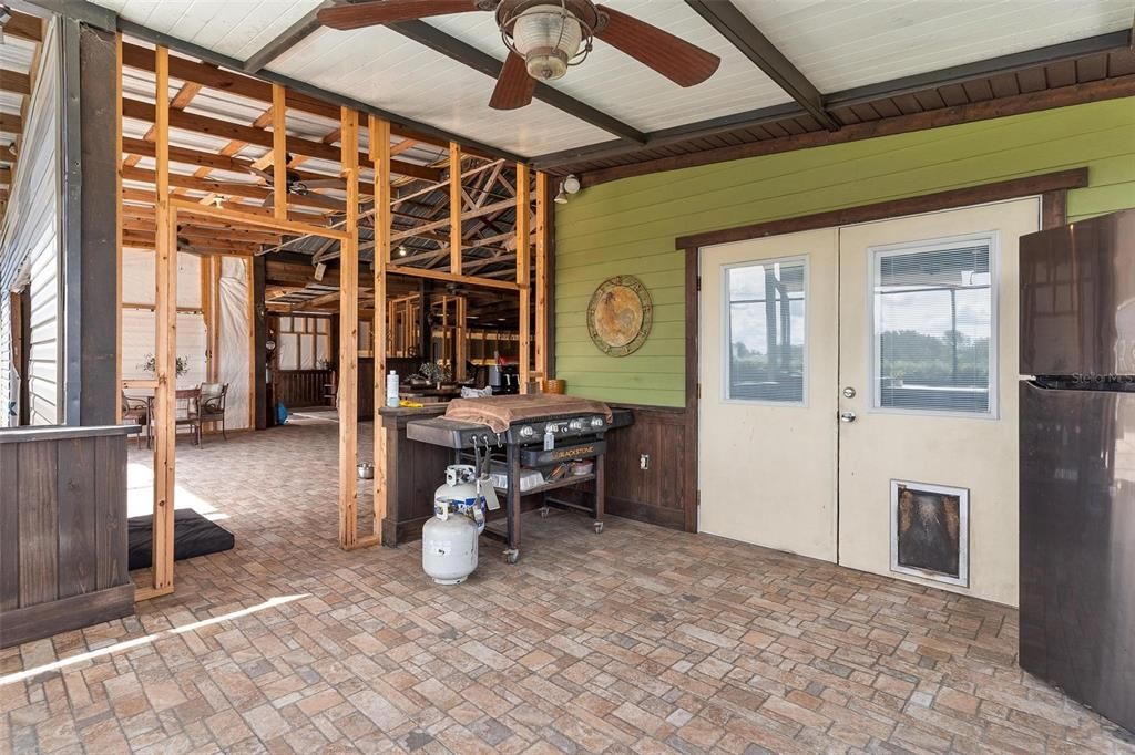 На продажу: $1,200,000 (3 спален, 2 ванн, 3177 Квадратных фут)