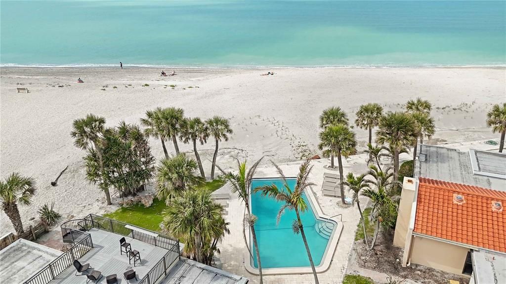 待售: $700,000 (2 贝兹, 2 浴室, 1445 平方英尺)