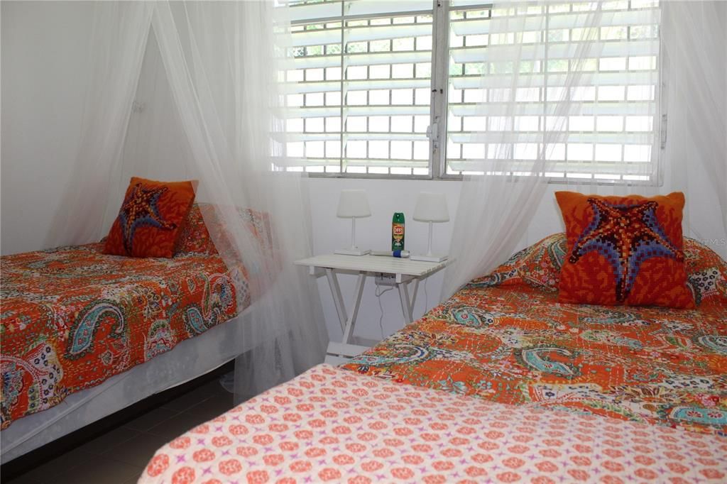 Activo con contrato: $359,000 (3 camas, 2 baños, 1500 Pies cuadrados)