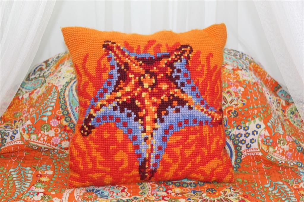 Activo con contrato: $359,000 (3 camas, 2 baños, 1500 Pies cuadrados)