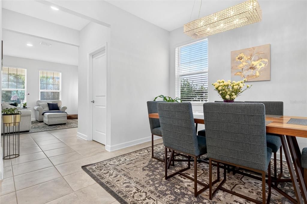 Activo con contrato: $498,500 (3 camas, 2 baños, 1994 Pies cuadrados)