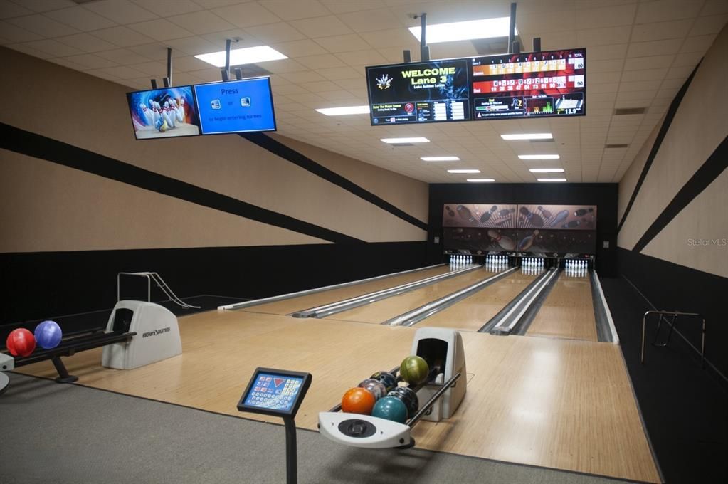 На продажу: $359,900 (3 спален, 2 ванн, 1816 Квадратных фут)