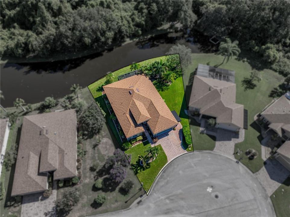 На продажу: $359,900 (3 спален, 2 ванн, 1816 Квадратных фут)