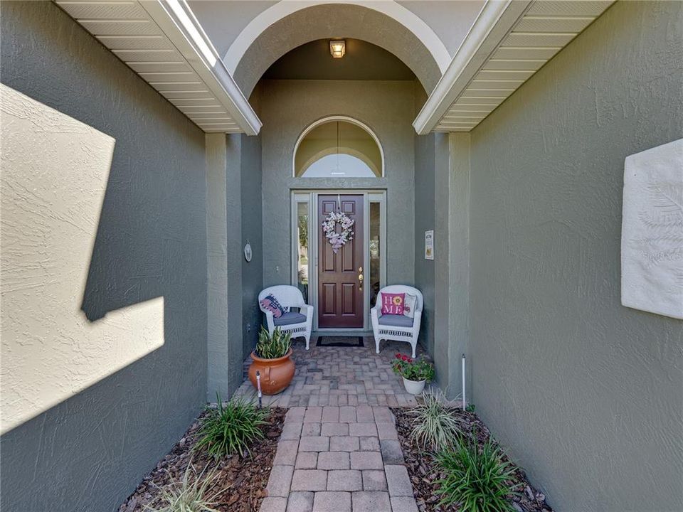 На продажу: $359,900 (3 спален, 2 ванн, 1816 Квадратных фут)