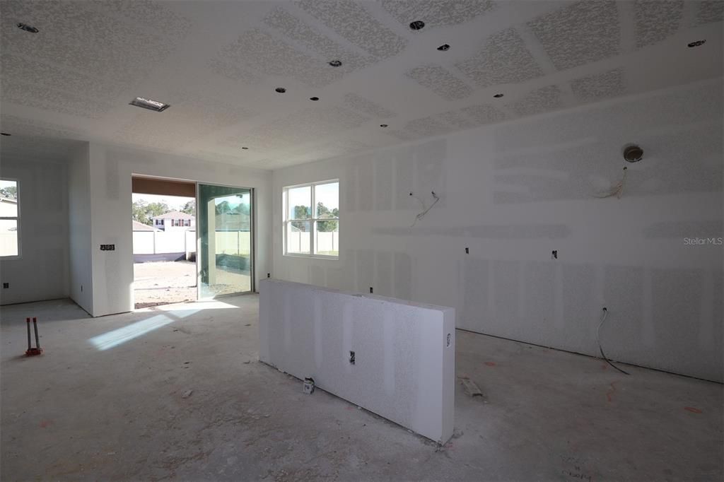 Под контрактом: $584,990 (5 спален, 4 ванн, 3556 Квадратных фут)