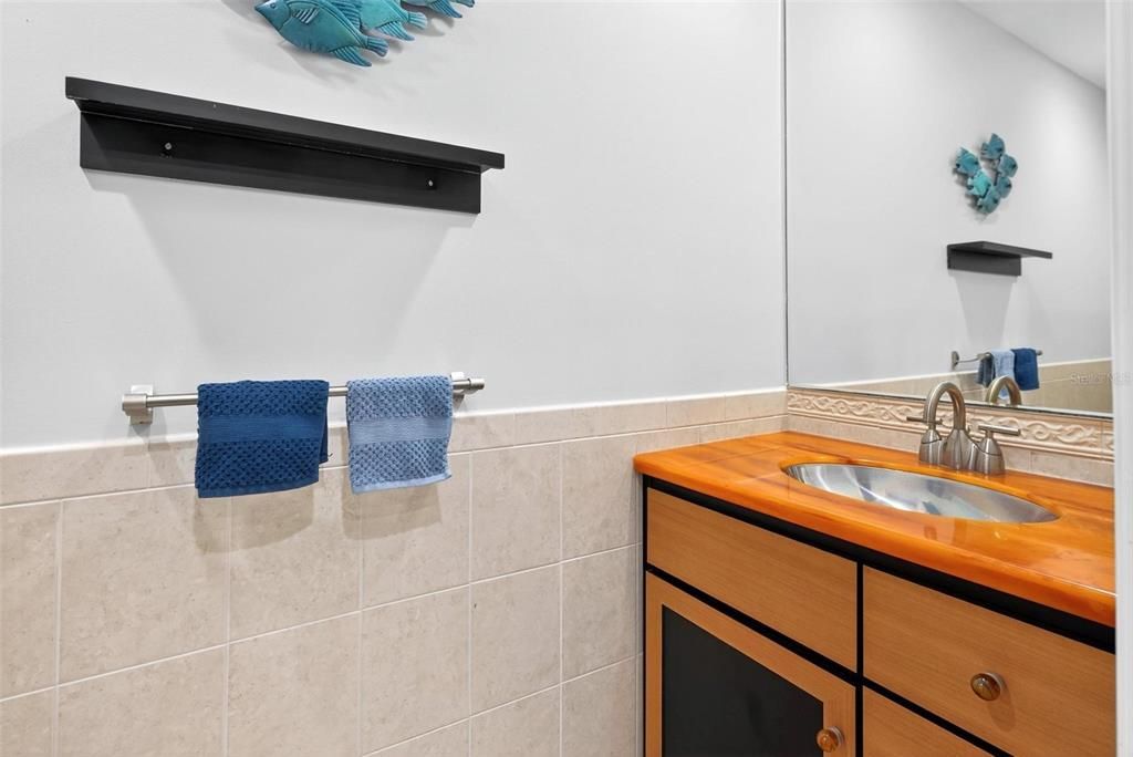 En Venta: $499,000 (3 camas, 2 baños, 2114 Pies cuadrados)