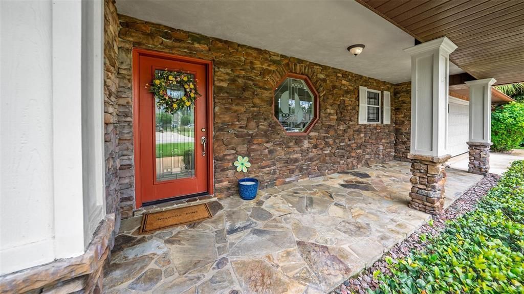 En Venta: $499,000 (3 camas, 2 baños, 2114 Pies cuadrados)