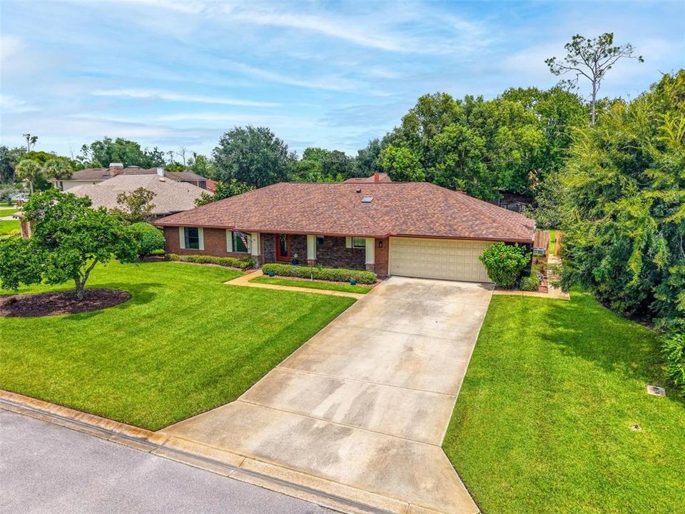 En Venta: $499,000 (3 camas, 2 baños, 2114 Pies cuadrados)