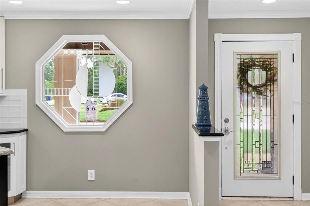 En Venta: $499,000 (3 camas, 2 baños, 2114 Pies cuadrados)