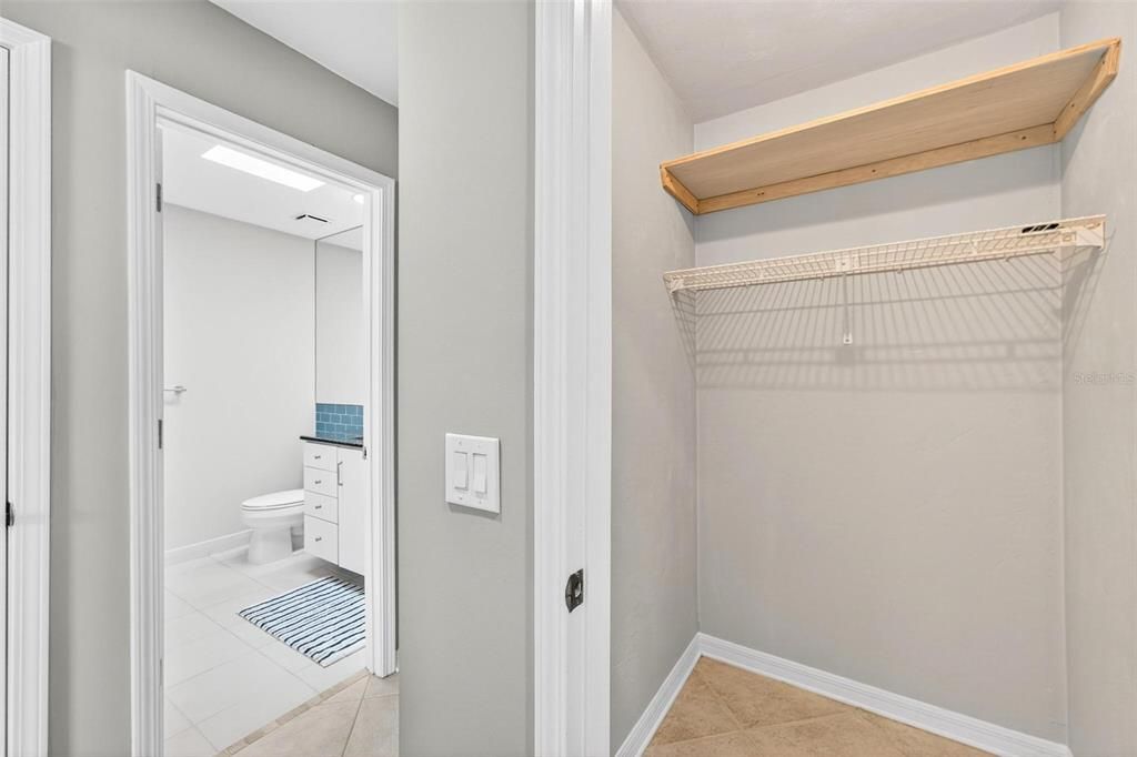 En Venta: $499,000 (3 camas, 2 baños, 2114 Pies cuadrados)