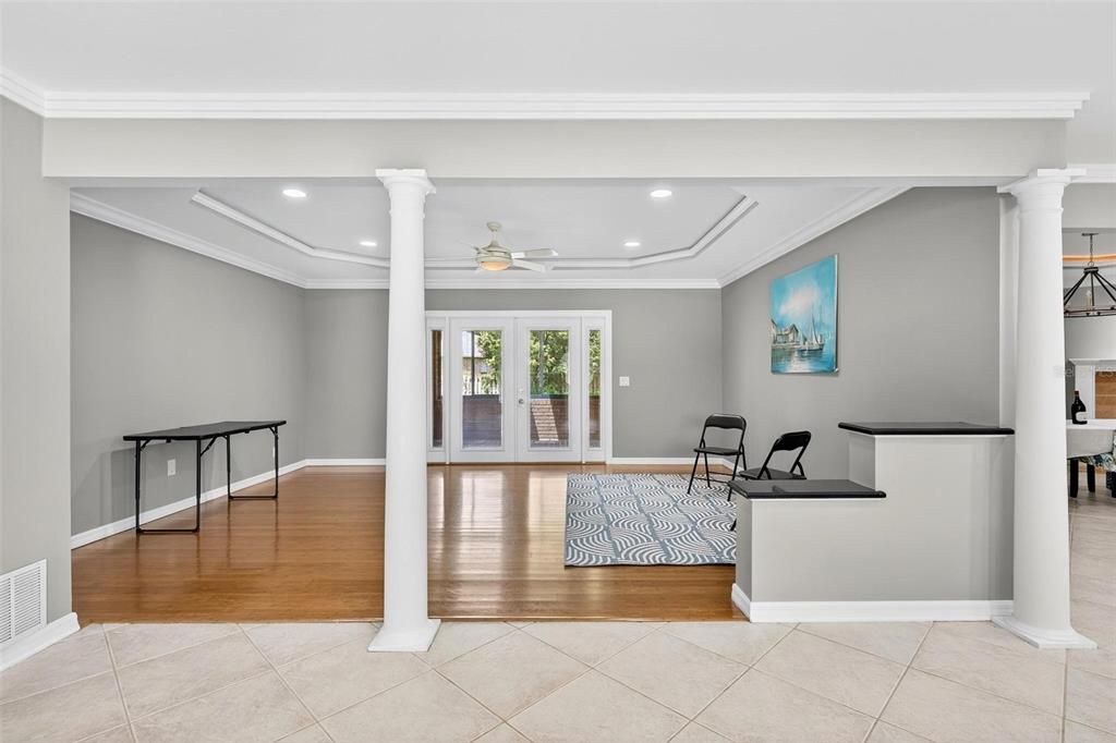 En Venta: $499,000 (3 camas, 2 baños, 2114 Pies cuadrados)