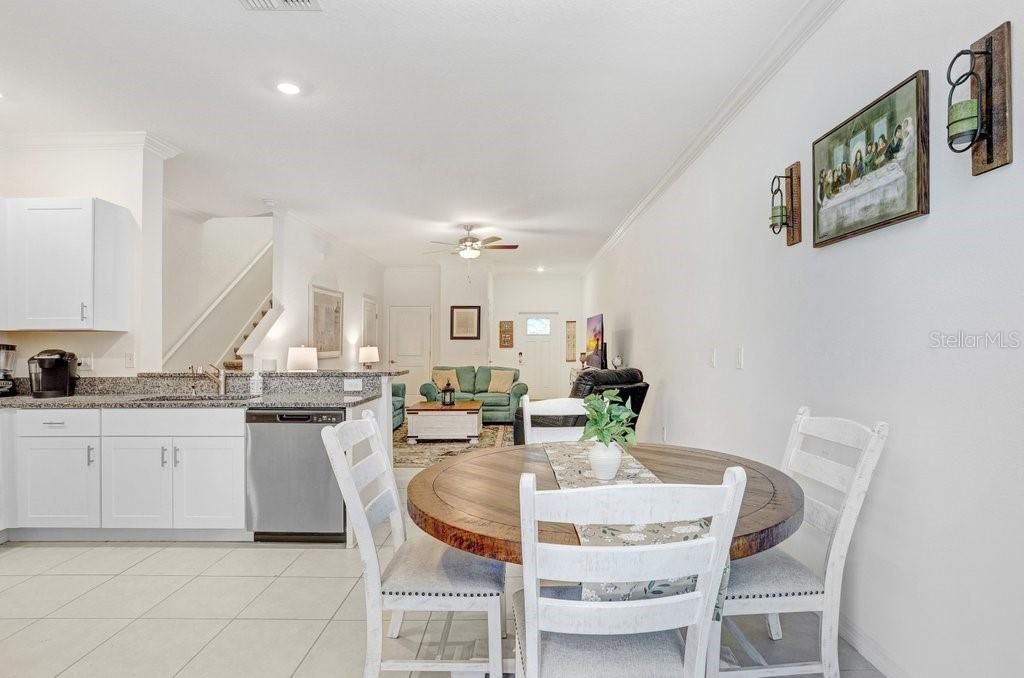 Active With Contract: $249,990 (3 beds, 2 baths, 1634 Square Feet)