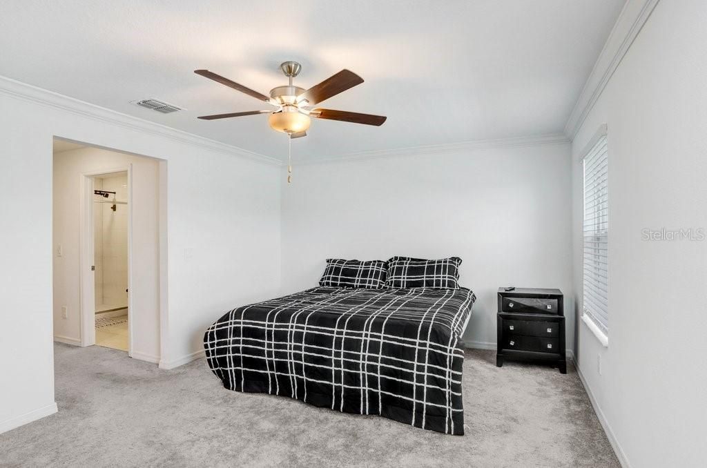 Active With Contract: $249,990 (3 beds, 2 baths, 1634 Square Feet)