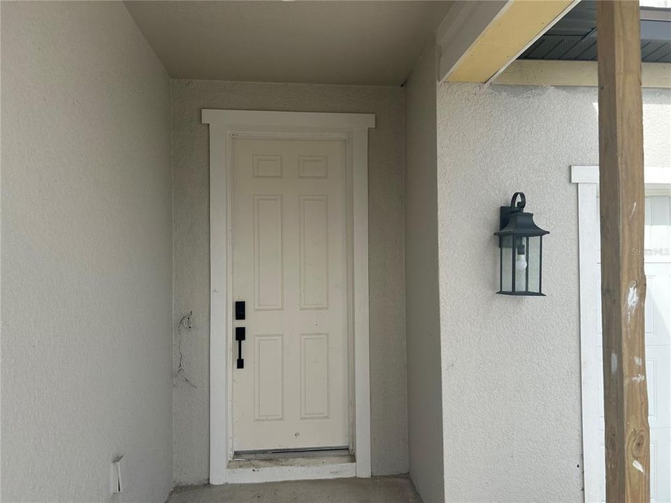 Active With Contract: $602,000 (5 beds, 4 baths, 3711 Square Feet)