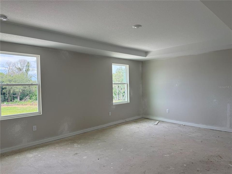 Active With Contract: $602,000 (5 beds, 4 baths, 3711 Square Feet)