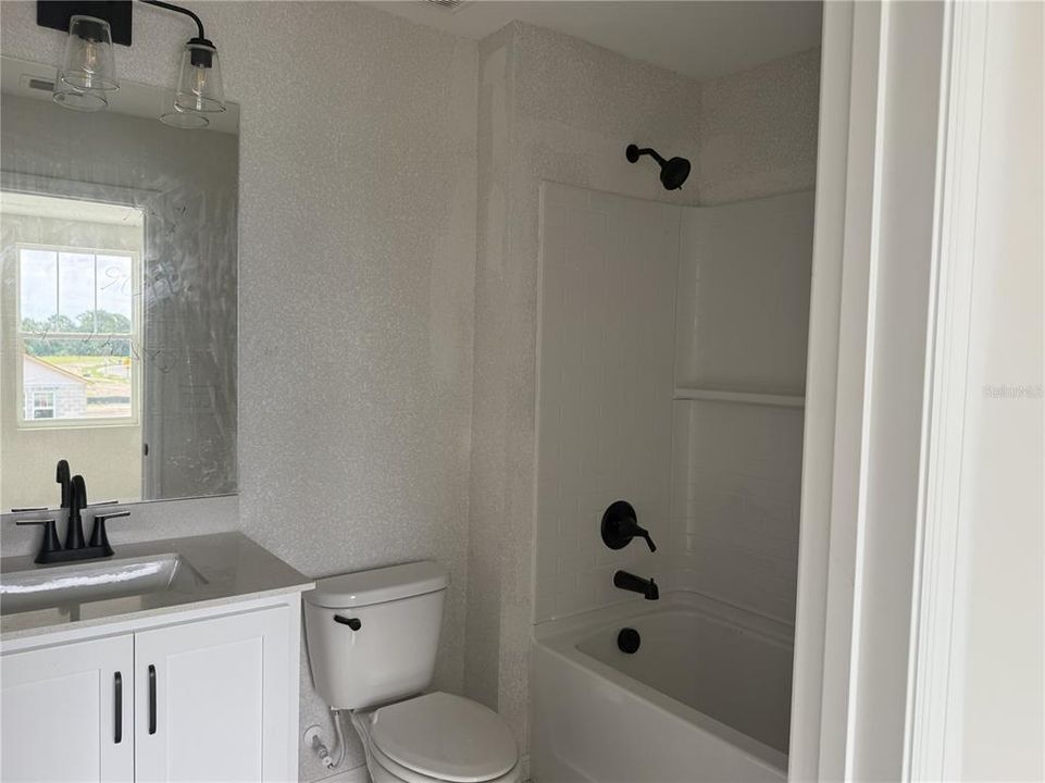 Active With Contract: $602,000 (5 beds, 4 baths, 3711 Square Feet)