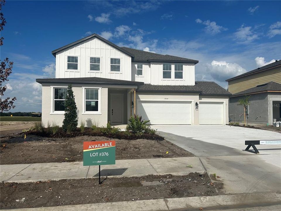 Active With Contract: $602,000 (5 beds, 4 baths, 3711 Square Feet)