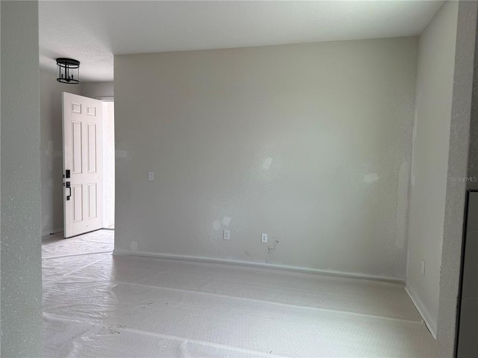 Active With Contract: $602,000 (5 beds, 4 baths, 3711 Square Feet)