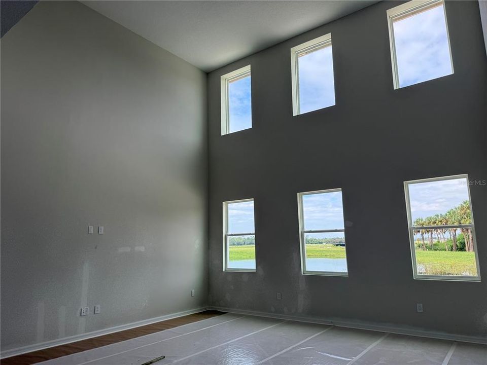 Active With Contract: $602,000 (5 beds, 4 baths, 3711 Square Feet)