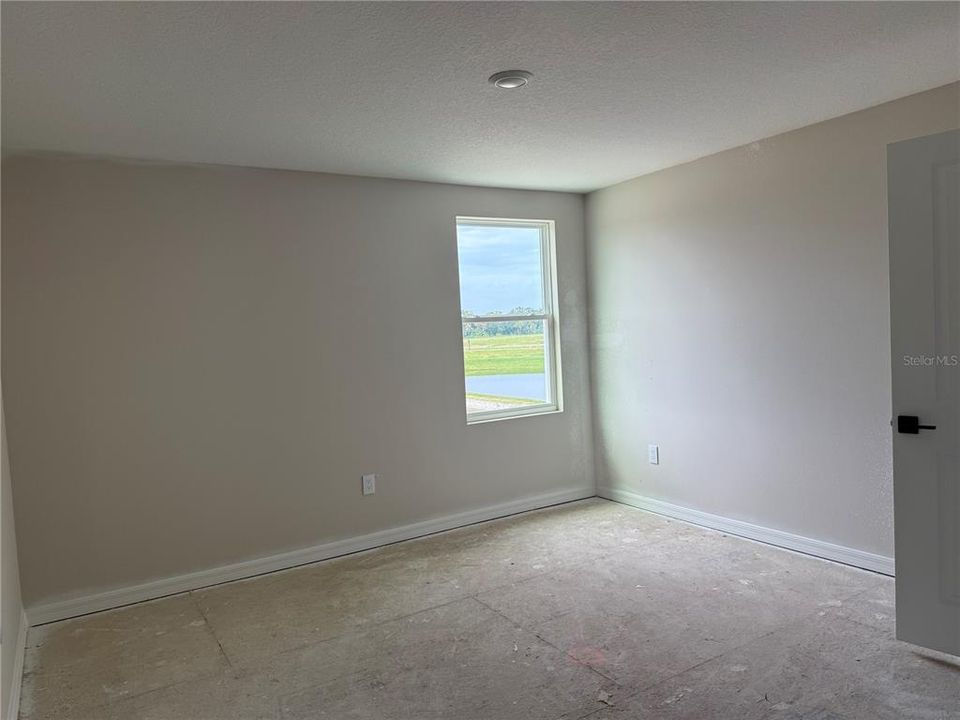 Active With Contract: $602,000 (5 beds, 4 baths, 3711 Square Feet)