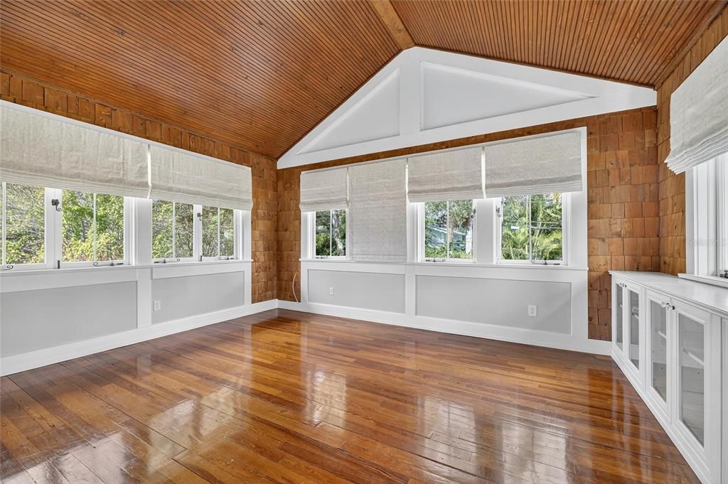 На продажу: $1,995,900 (3 спален, 2 ванн, 2922 Квадратных фут)