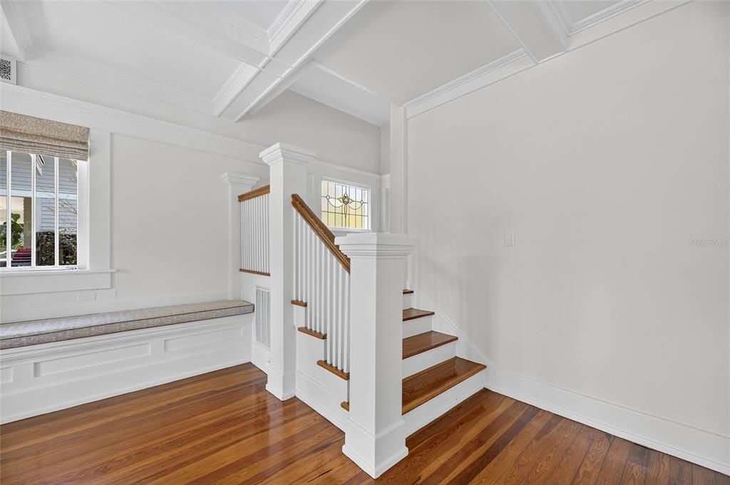 На продажу: $1,995,900 (3 спален, 2 ванн, 2922 Квадратных фут)