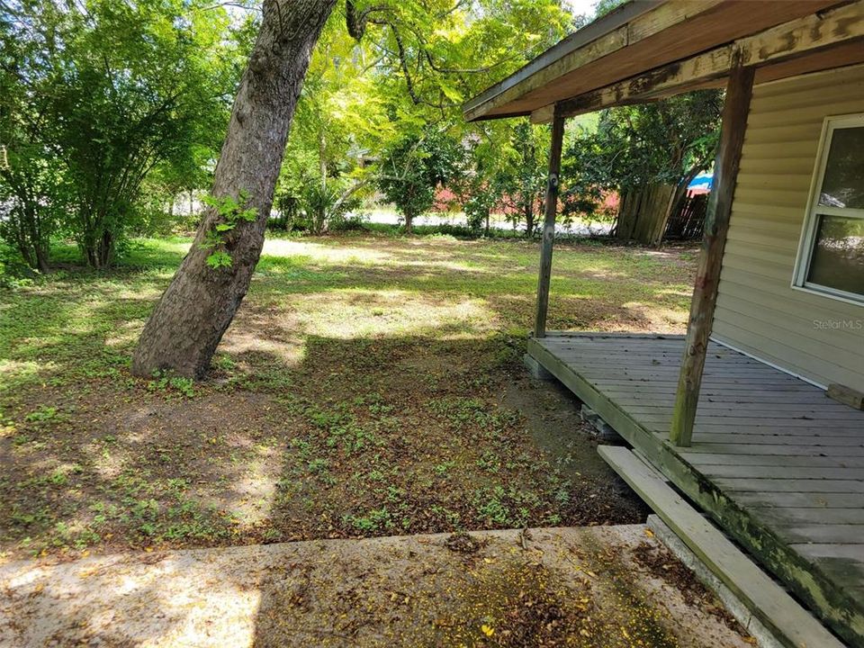 For Sale: $135,000 (2 beds, 1 baths, 1054 Square Feet)