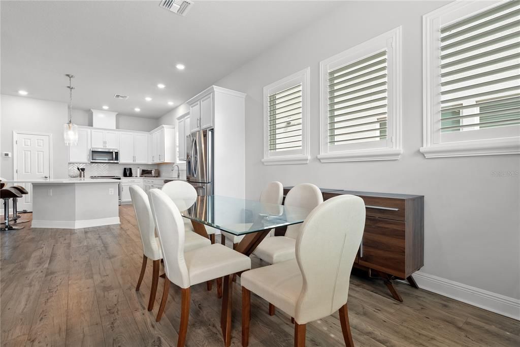 For Rent: $4,350 (5 beds, 3 baths, 2959 Square Feet)