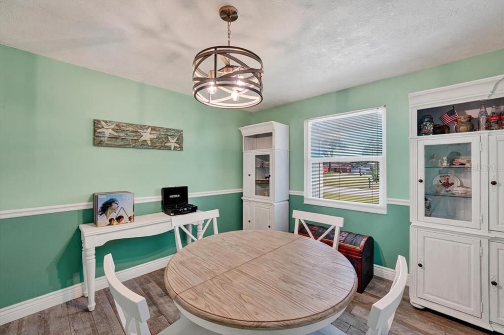 For Sale: $415,000 (3 beds, 2 baths, 1766 Square Feet)