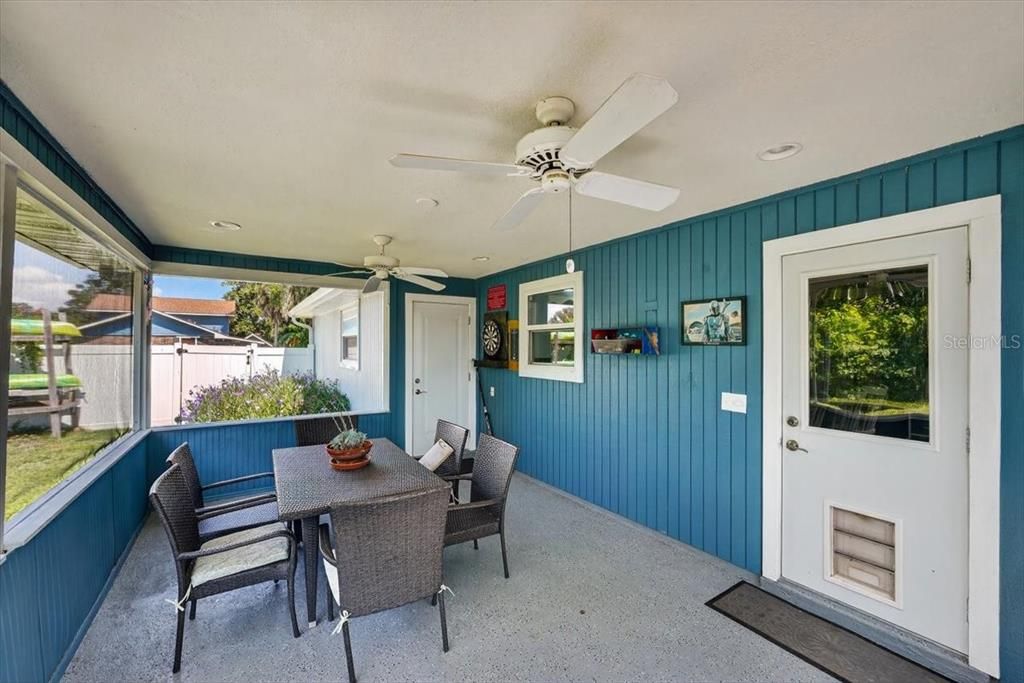 For Sale: $415,000 (3 beds, 2 baths, 1766 Square Feet)